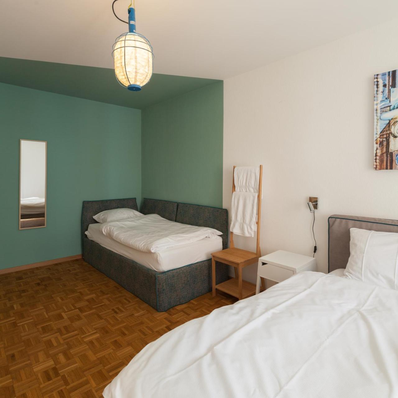 B&B Louis-Favre 21 Neuenburg Exterior foto